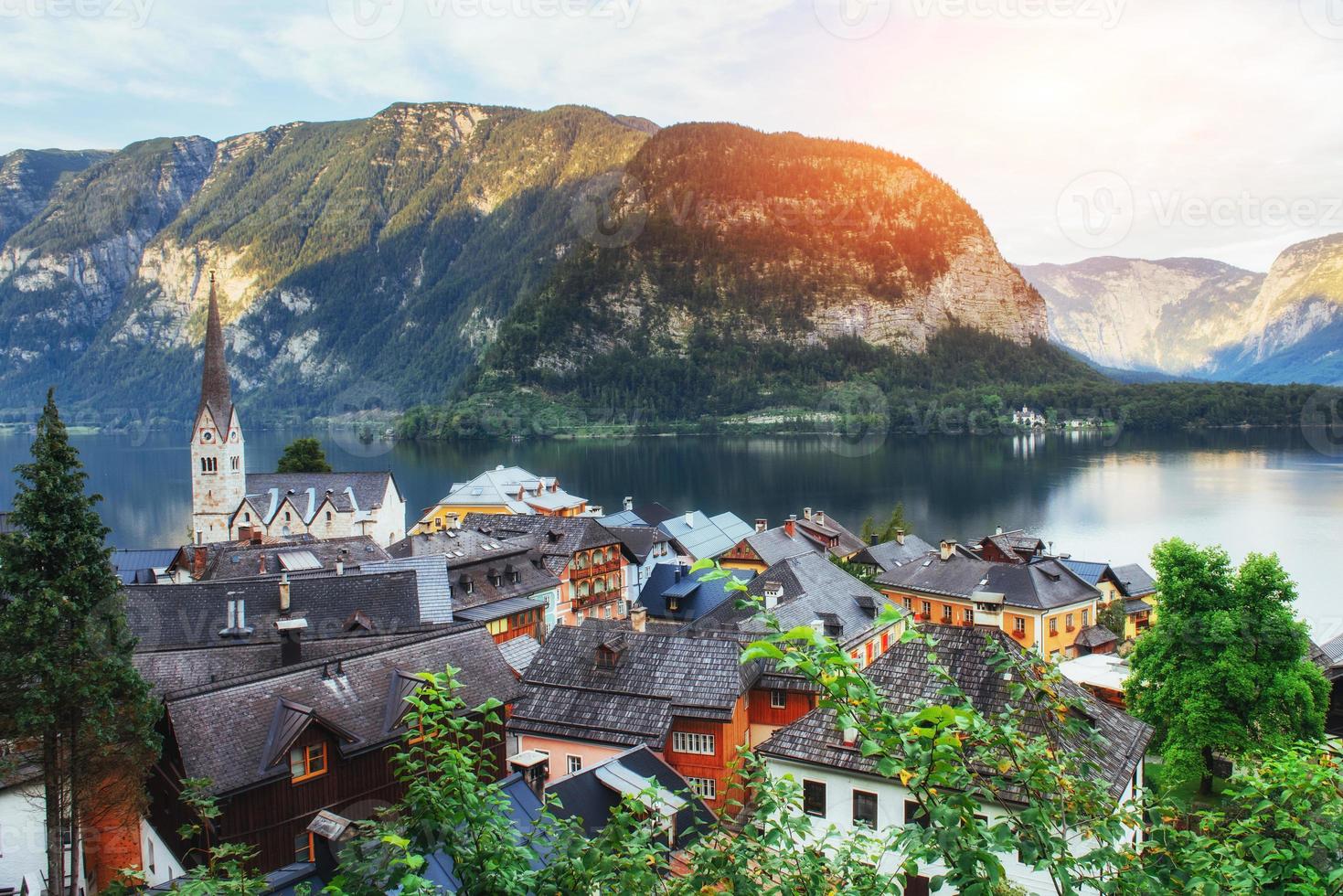 Malerischer Panoramablick auf das berühmte Bergdorf in den österreichischen Alpen. hallstatt. Österreich foto