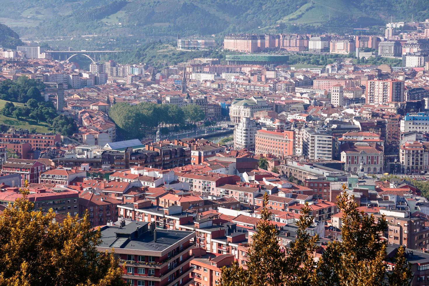 stadtbild von bilbao city, spanien foto