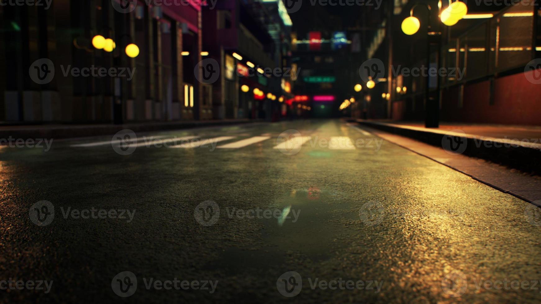 nachtszene der japanischen stadt mit neonlichtern foto