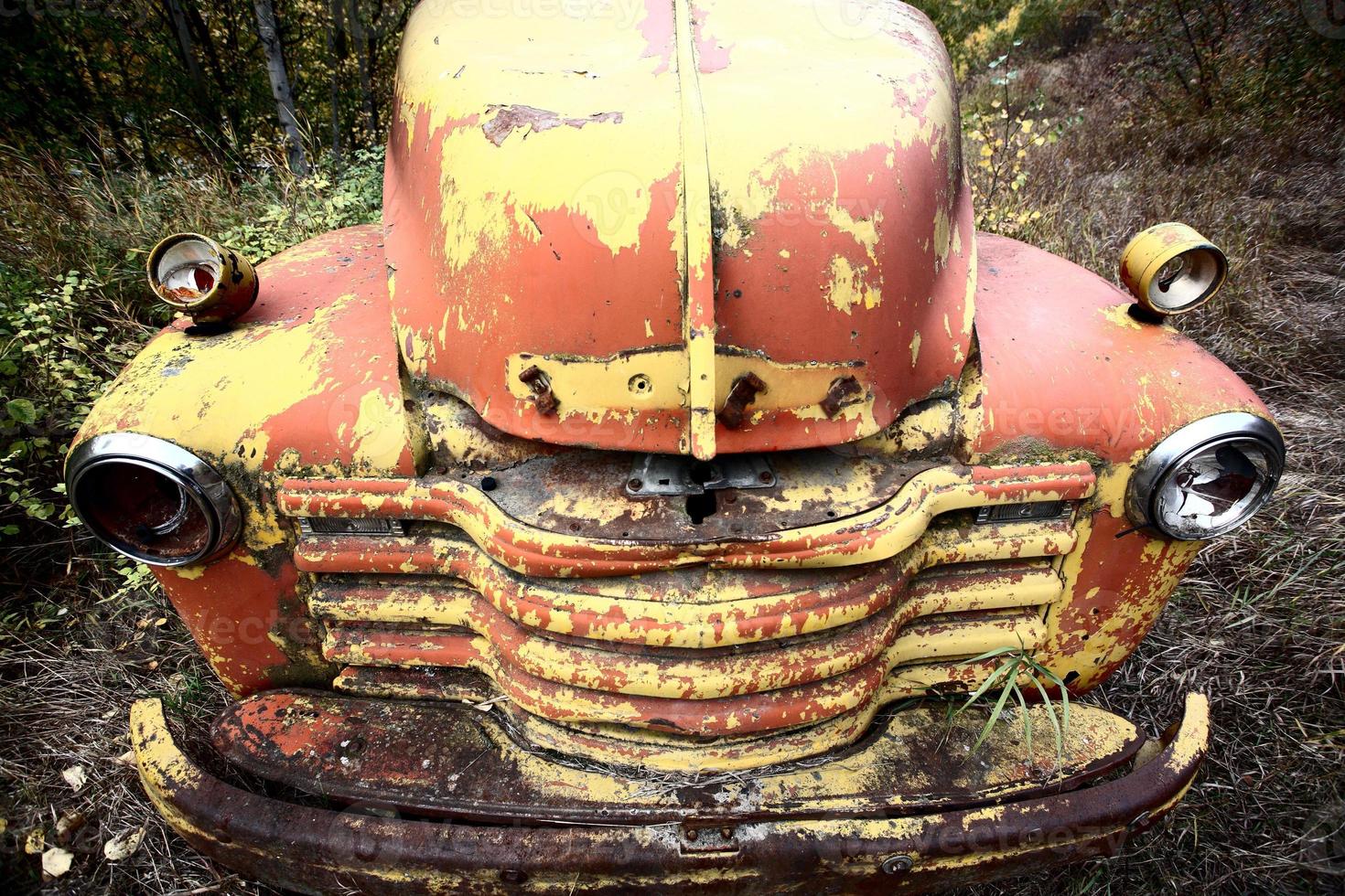 Ausrangierter Lkw am Telegraph Creek im Norden von British Columbia foto