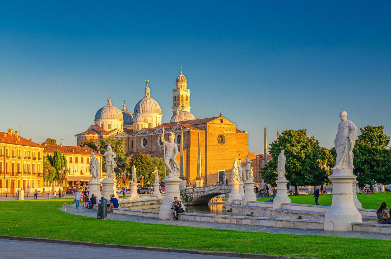 platz prato della valle im historischen stadtzentrum von padua foto