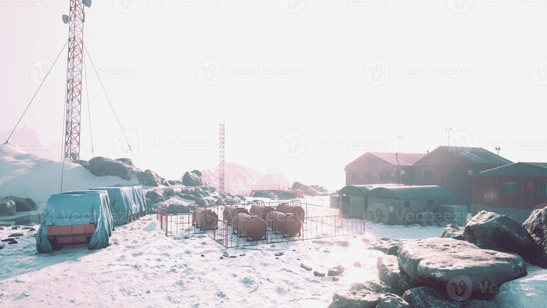 Luftaufnahme der Antarktisstation in der Antarktis foto