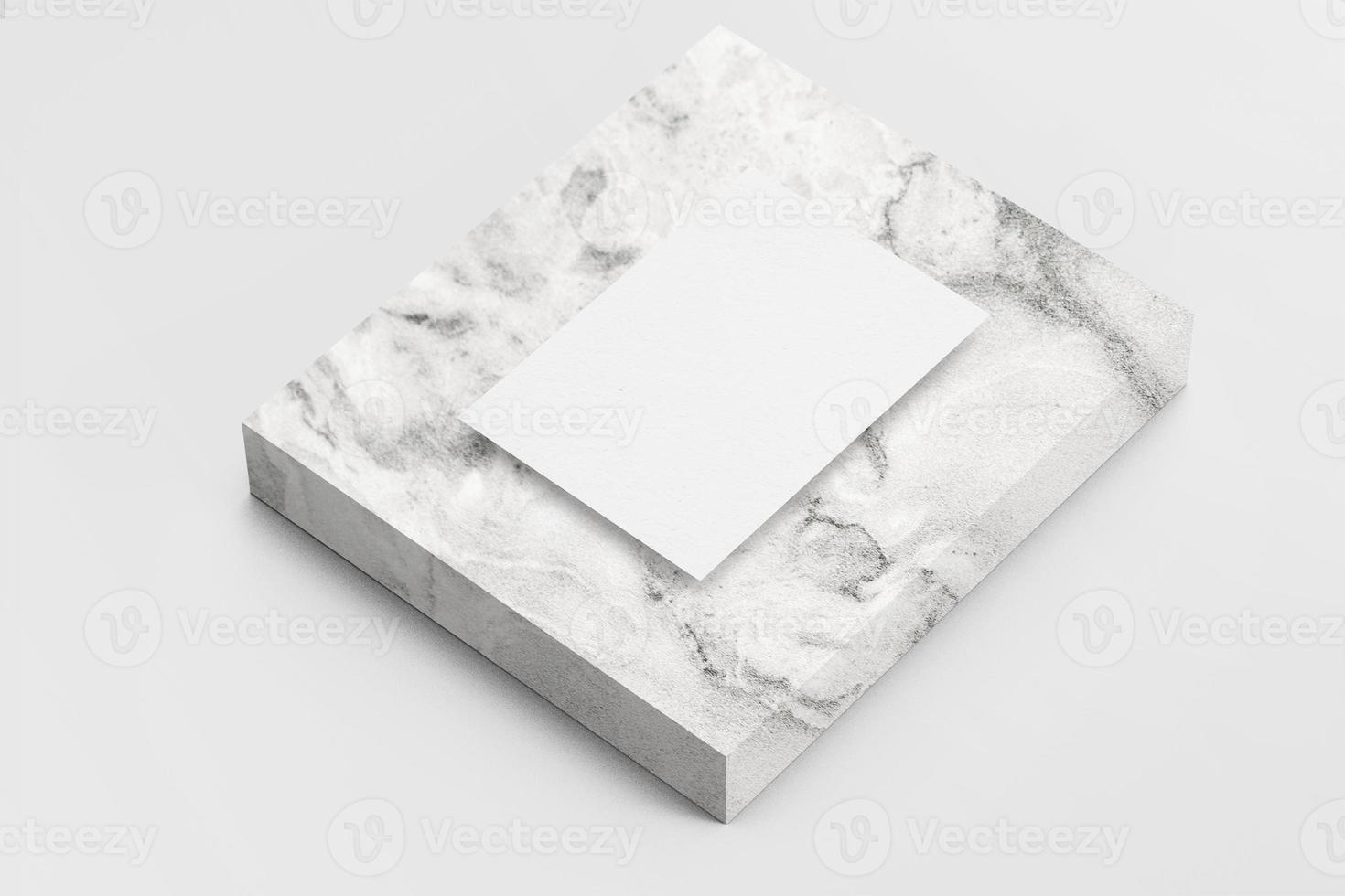 weißes a4-papierbriefmodell auf marmorstein klassisch elegant foto