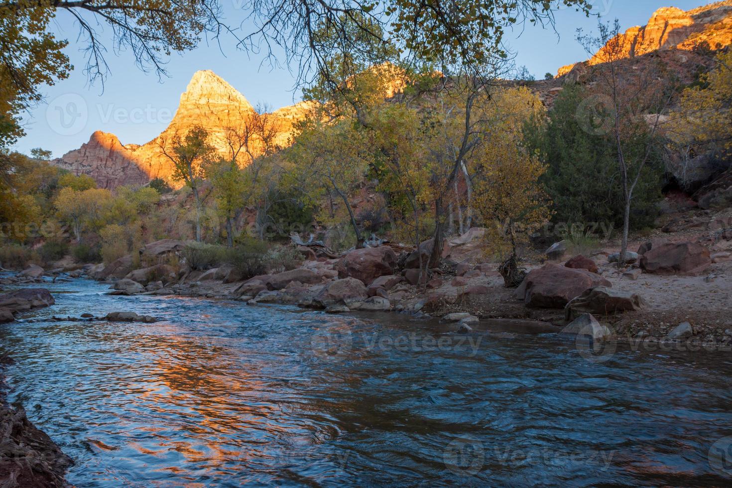 der wächter im zion nationalpark foto