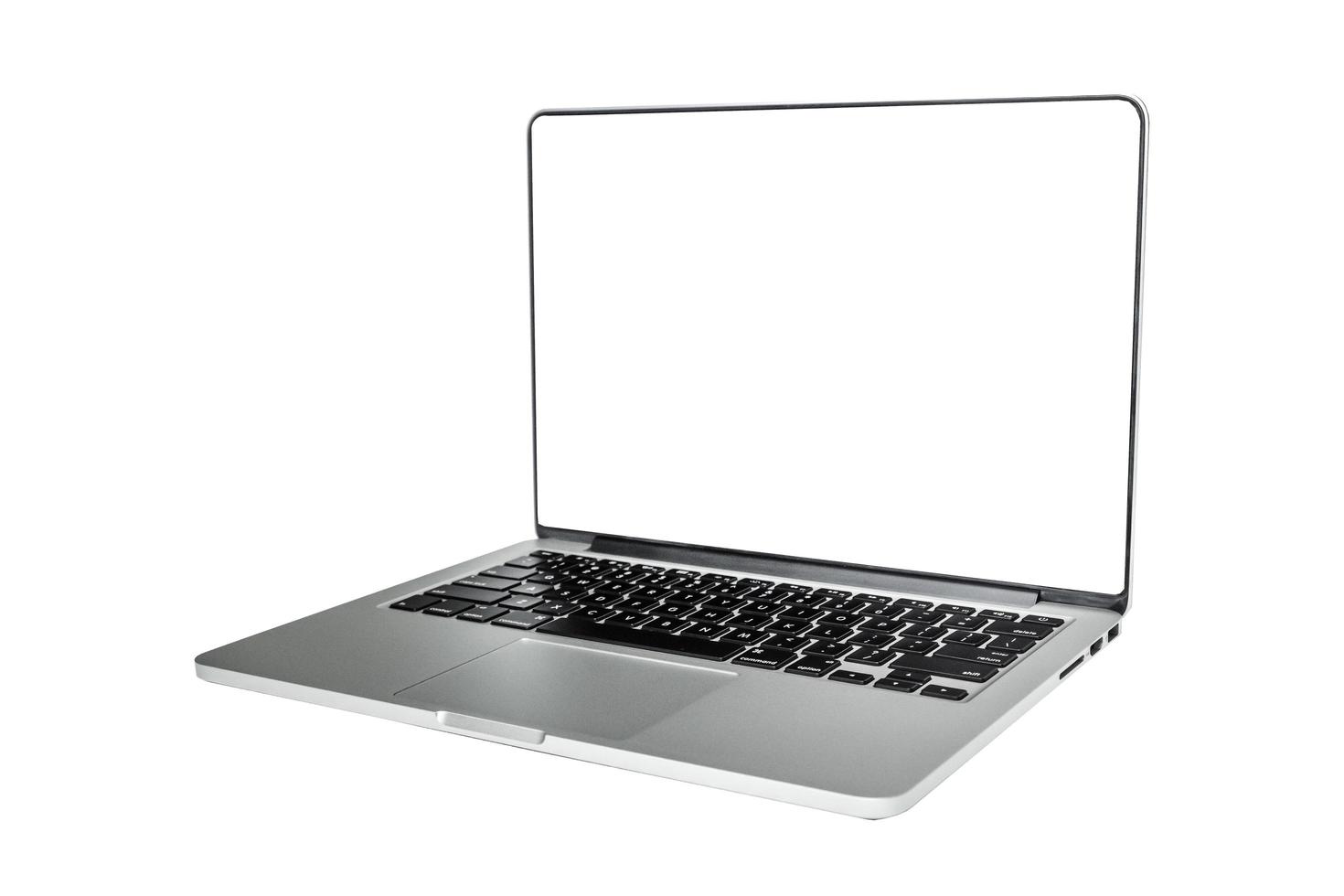 laptop, notizbuch mit leerem bildschirm auf weißem hintergrund. foto