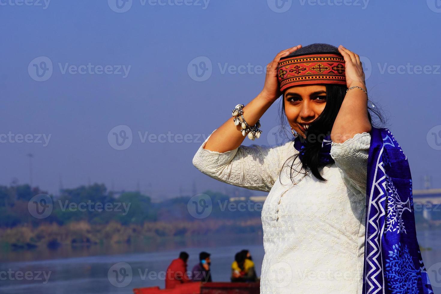 himachal schöne frauen in traditioneller kleidung oder custome von himachal pradesh foto