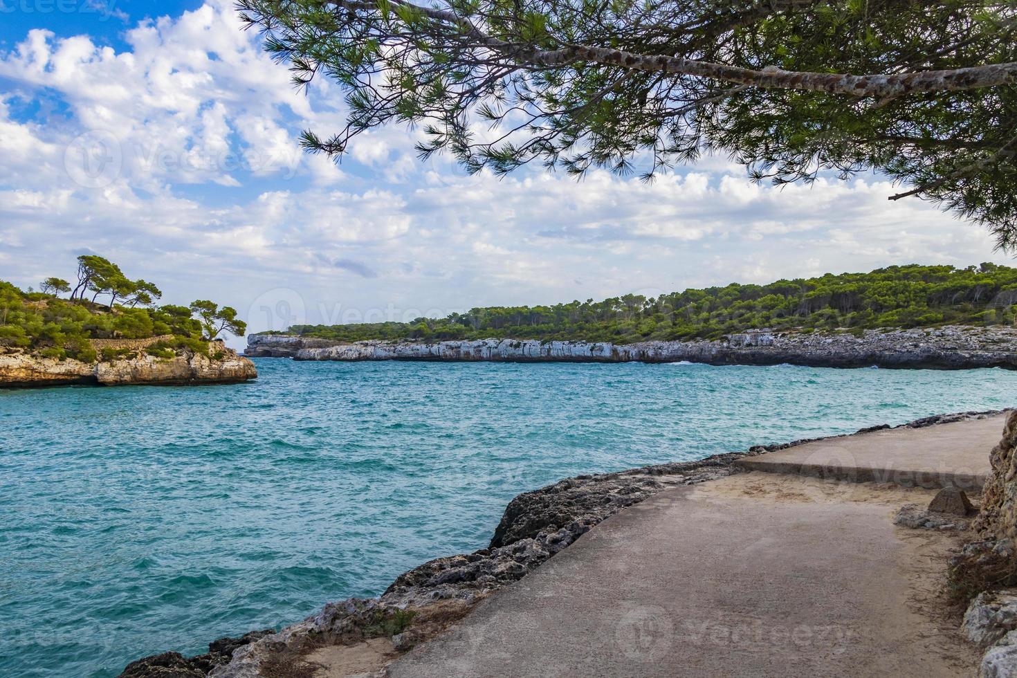 türkiser strand bucht cala samarador amarador mallorca balearen spanien. foto