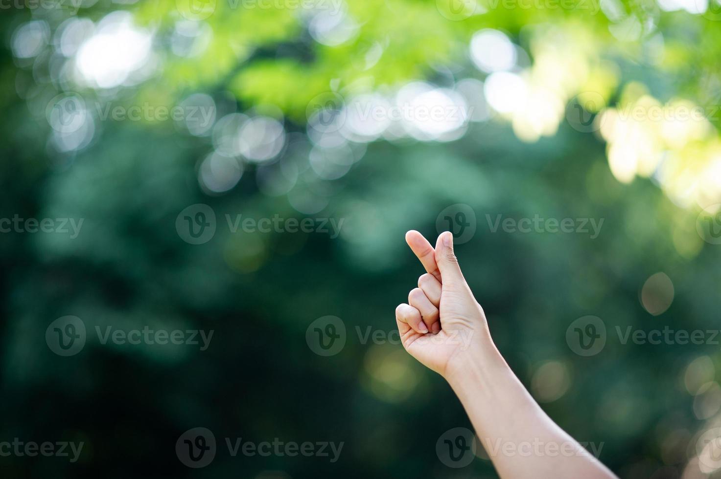 die hand, die reine liebe ausdrückt saubere weiße hände, liebeskonzepte foto