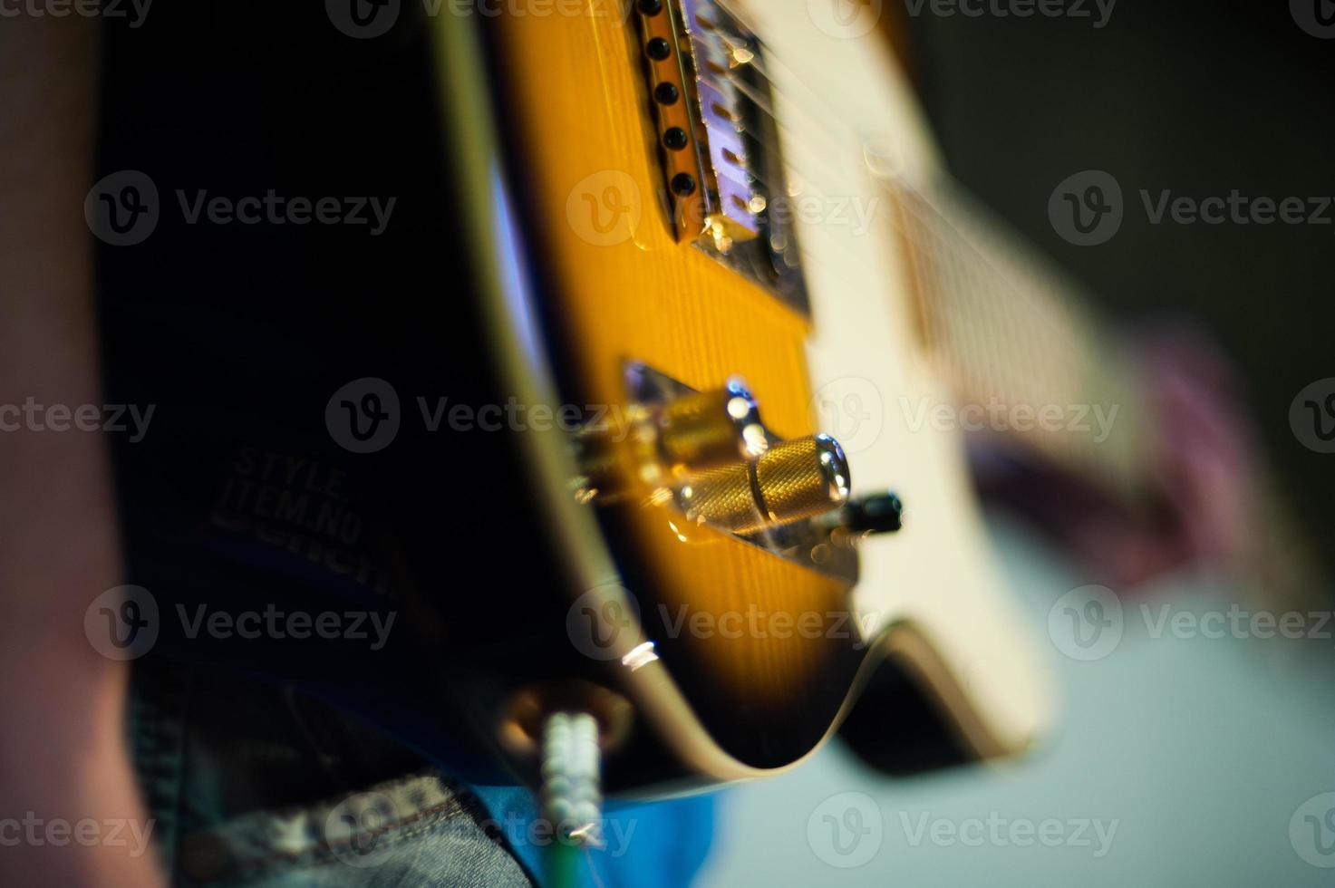 Mann mit Gitarre foto