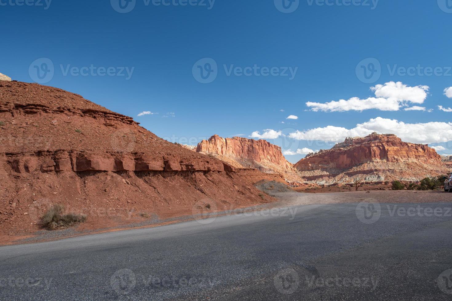 Capitol Reef National Park an einem sonnigen Tag im Bundesstaat Utah. foto