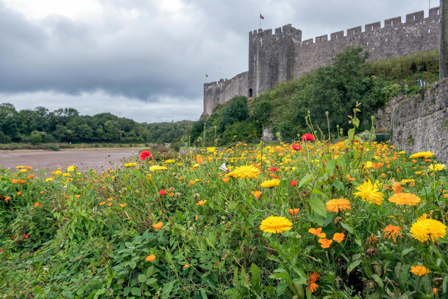 Pembroke, Pembrokeshire, Großbritannien, 2019. Blick auf das Schloss foto