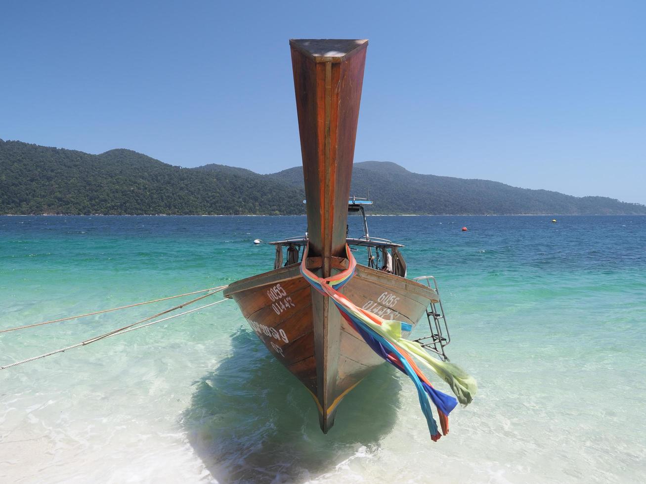 Fischerboot am Strand foto