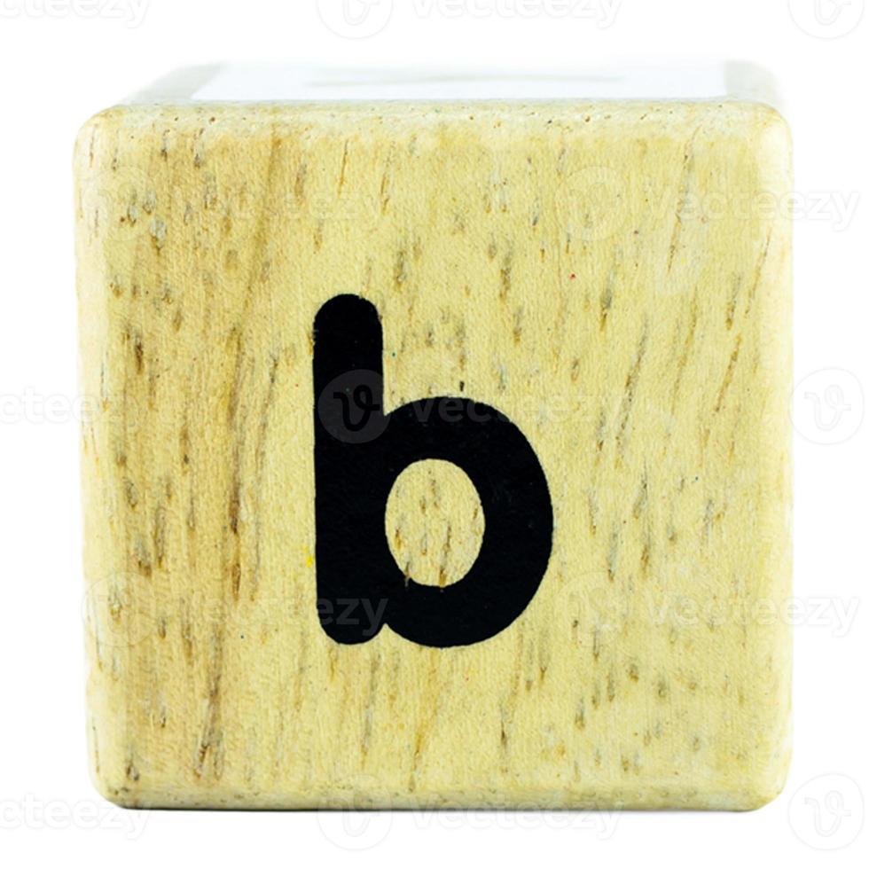b Textbuchstaben auf Holzwürfel geschrieben foto