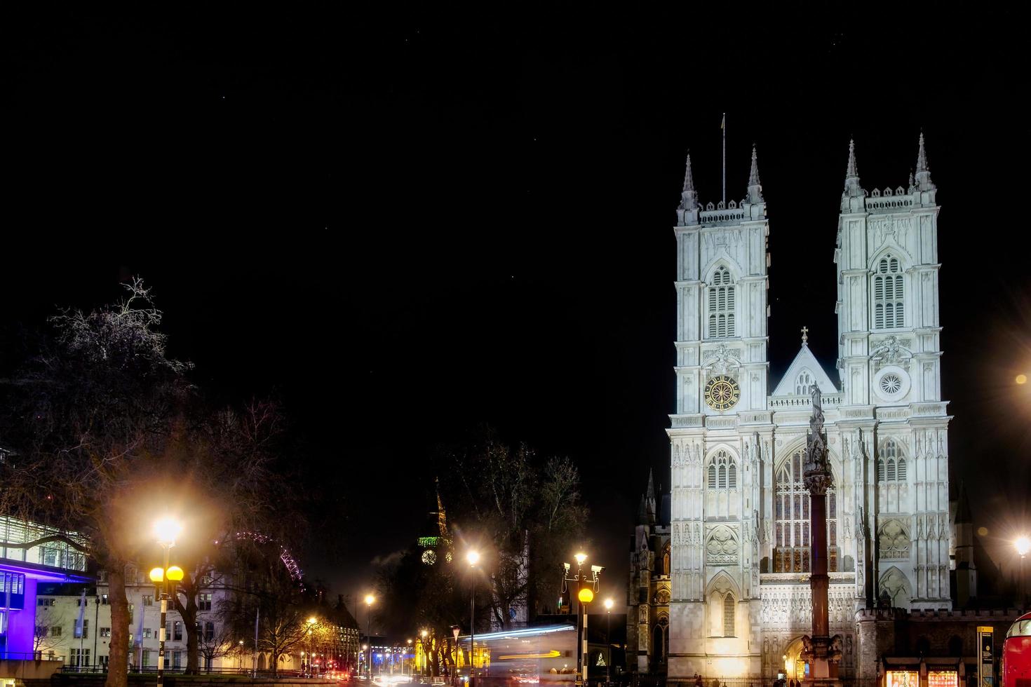 London, Großbritannien, 2015. Blick auf die Westminster Abbey bei Nacht foto