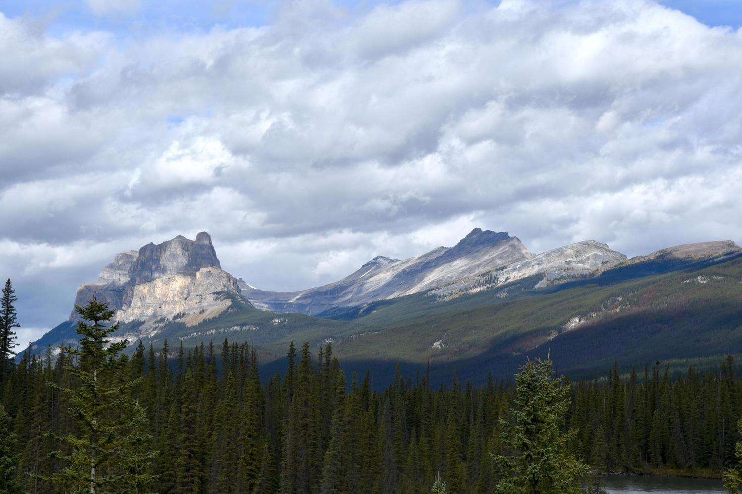 die kanadischen rockies im herbst foto