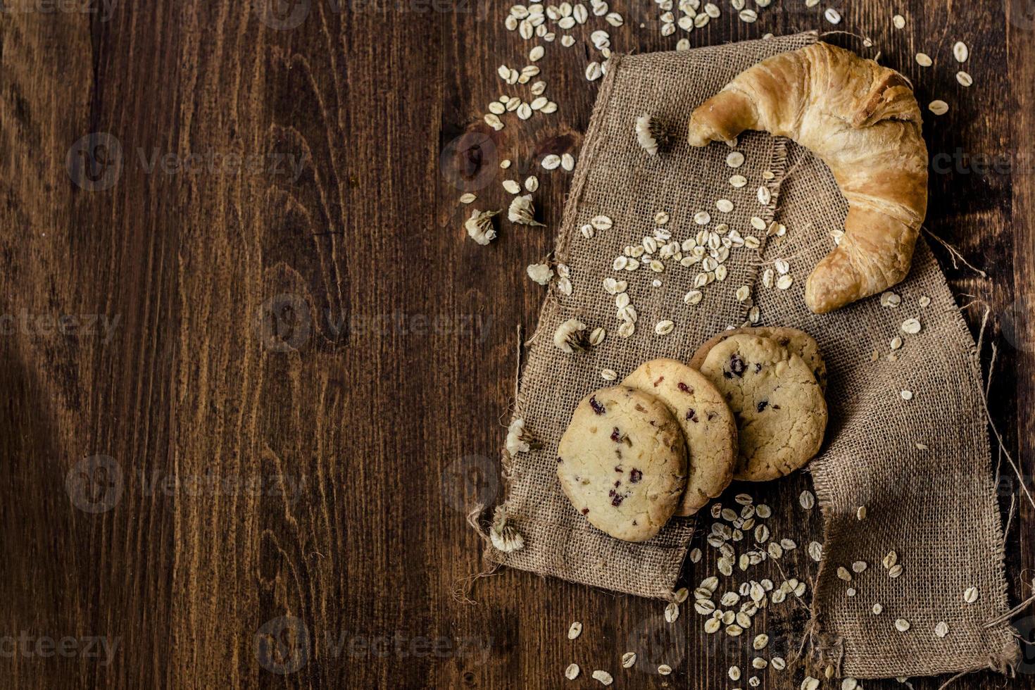 Croissant und Kekse foto