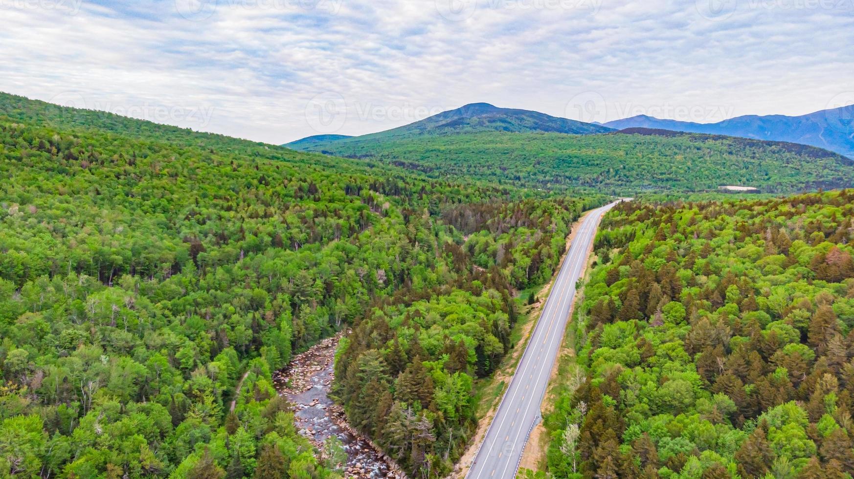 Straße in Richtung Mount Washington, New Hampshire foto