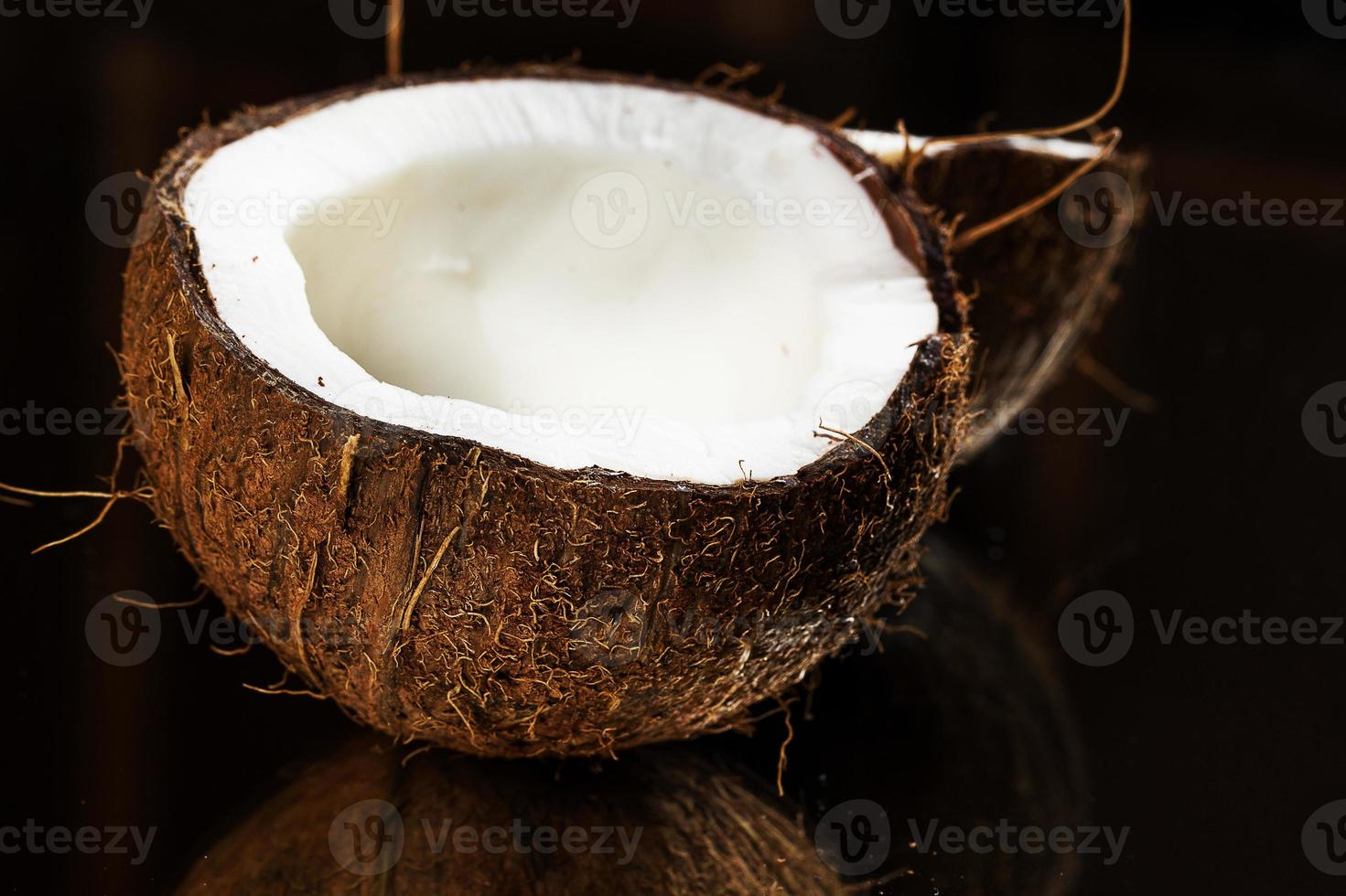 Nahaufnahme von frischer Kokosnuss foto