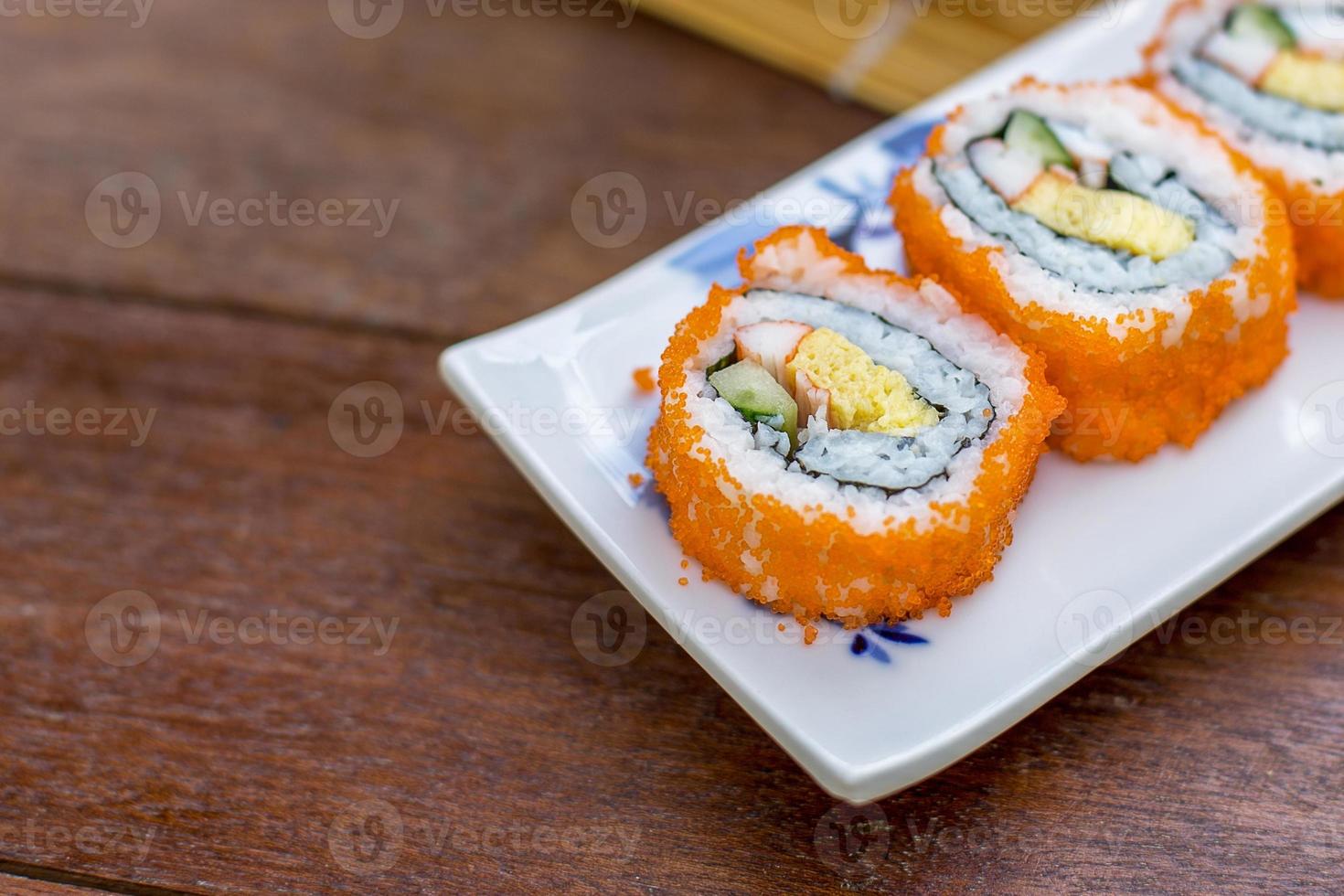 California Roll Sushi Maki - japanisches Essen foto