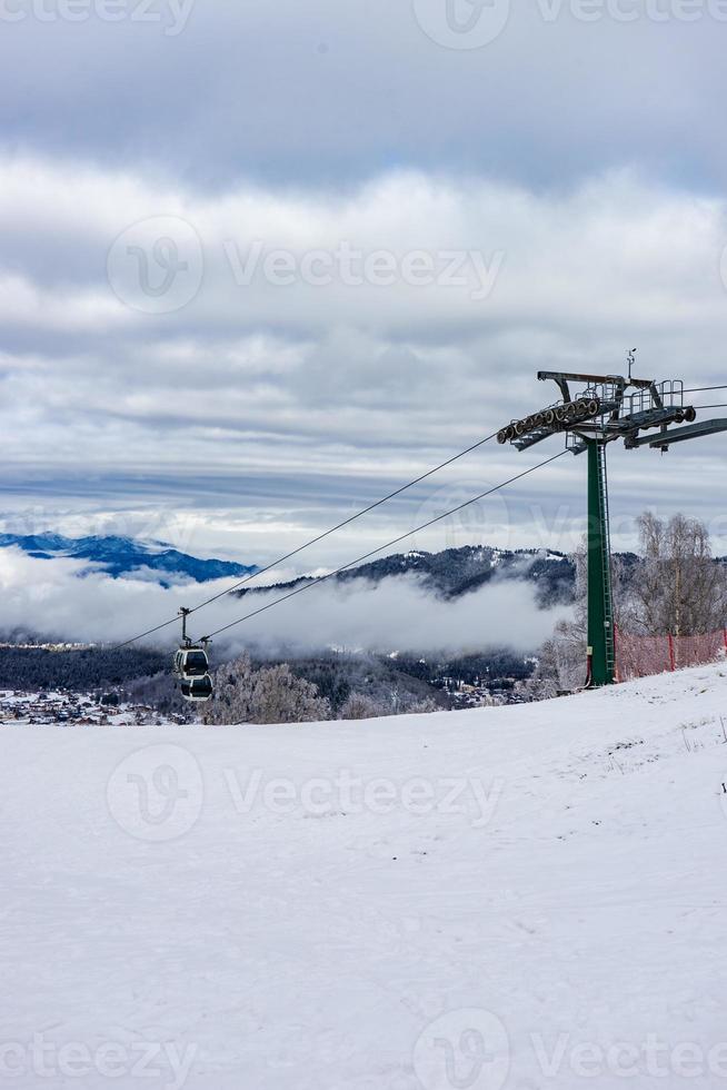 Seilbahn auf der Barukiani-Piste foto