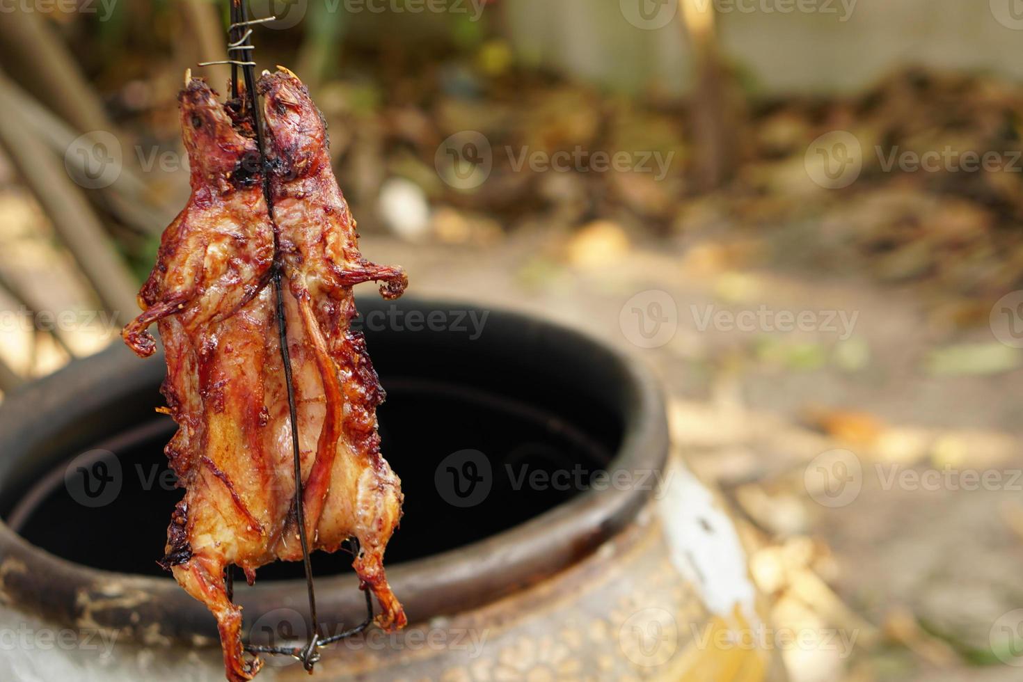 ratte in einem glas, thailändisches essen foto