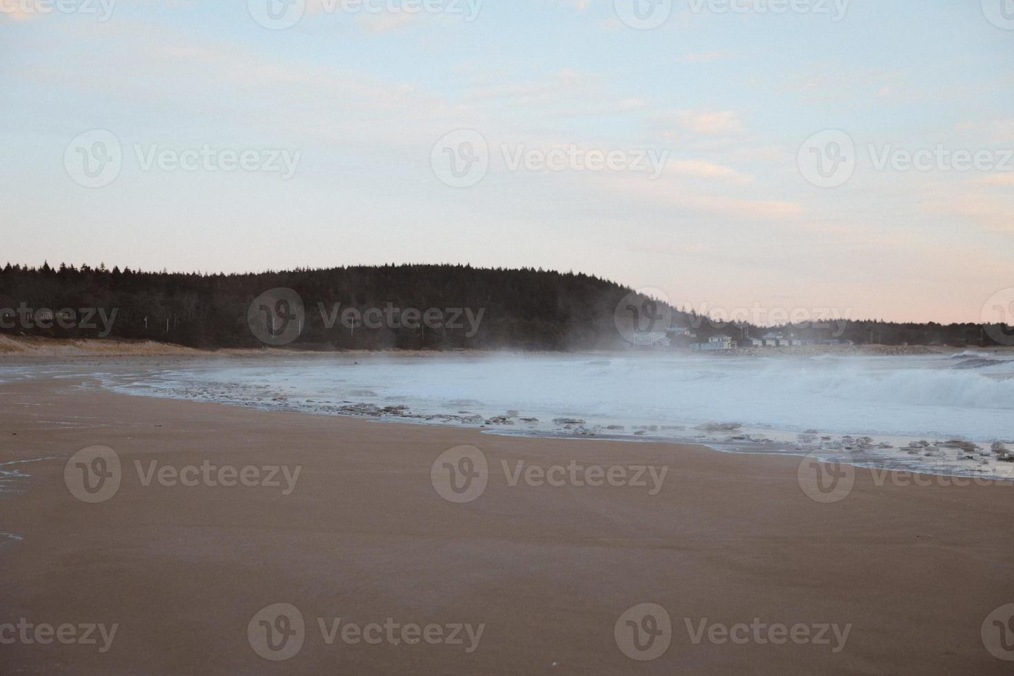 Nebel kommt vom Wasser foto