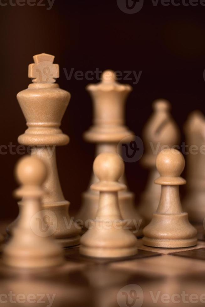 Schachfiguren in Reihe foto
