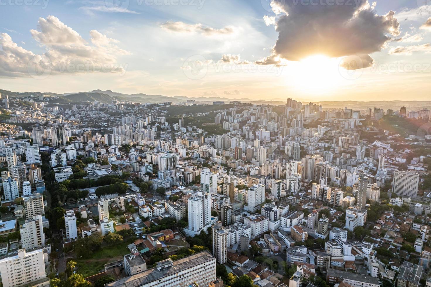 Luftaufnahme der Stadt Belo Horizonte in Minas Gerais, Brasilien. foto