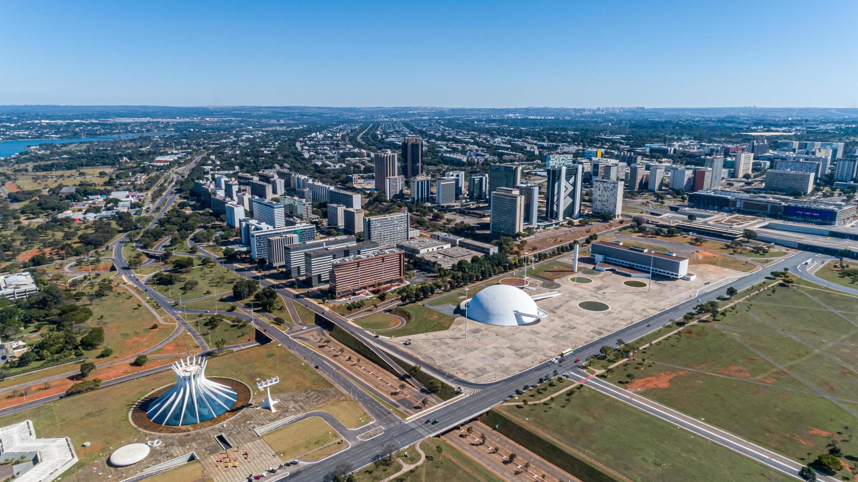 brasilia, distrito föderales brasilien ca. juni 2020 luftbild von brasilia, der hauptstadt von brasilien. foto