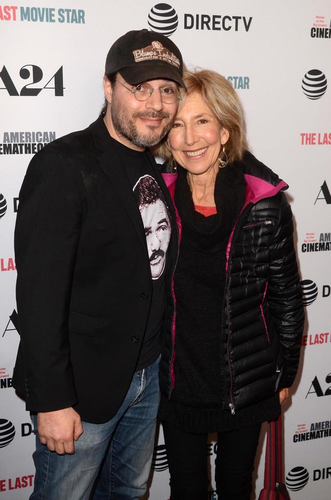 Los Angeles, 22. Februar, Adam Rifkin, Lin Shaye bei der Premiere des letzten Filmstars im ägyptischen Theater am 22. Februar 2018 in Los Angeles, ca foto