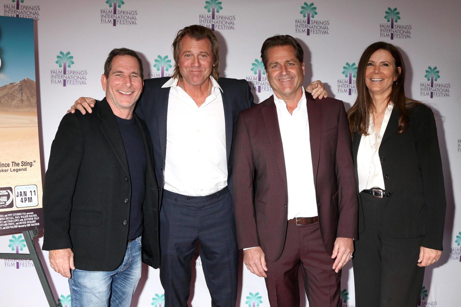 palm springs 11. jan, adam weinraub, vincent van patten, james van patten, kim wattrip bei der walk to vegas weltpremiere im richards center for the arts am 11. januar 2019 in palm springs, ca foto