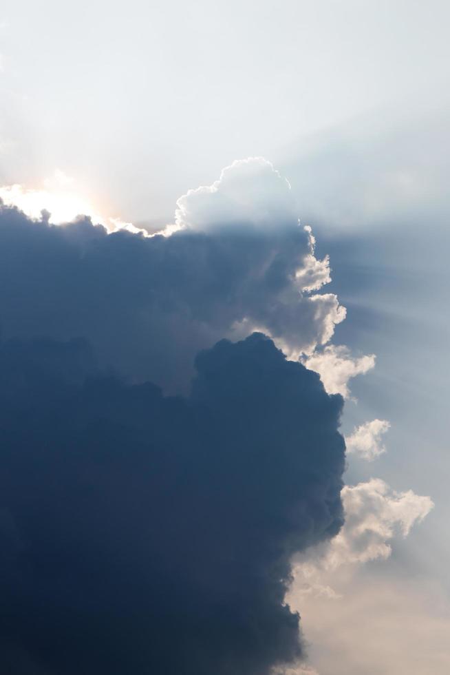 Wolken verdeckten das Licht. foto