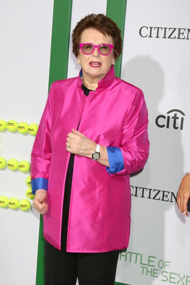 los angeles, sep 16 - billie jean king beim kampf der geschlechter la premiere im village theater am 16. september 2017 in westwood, ca foto