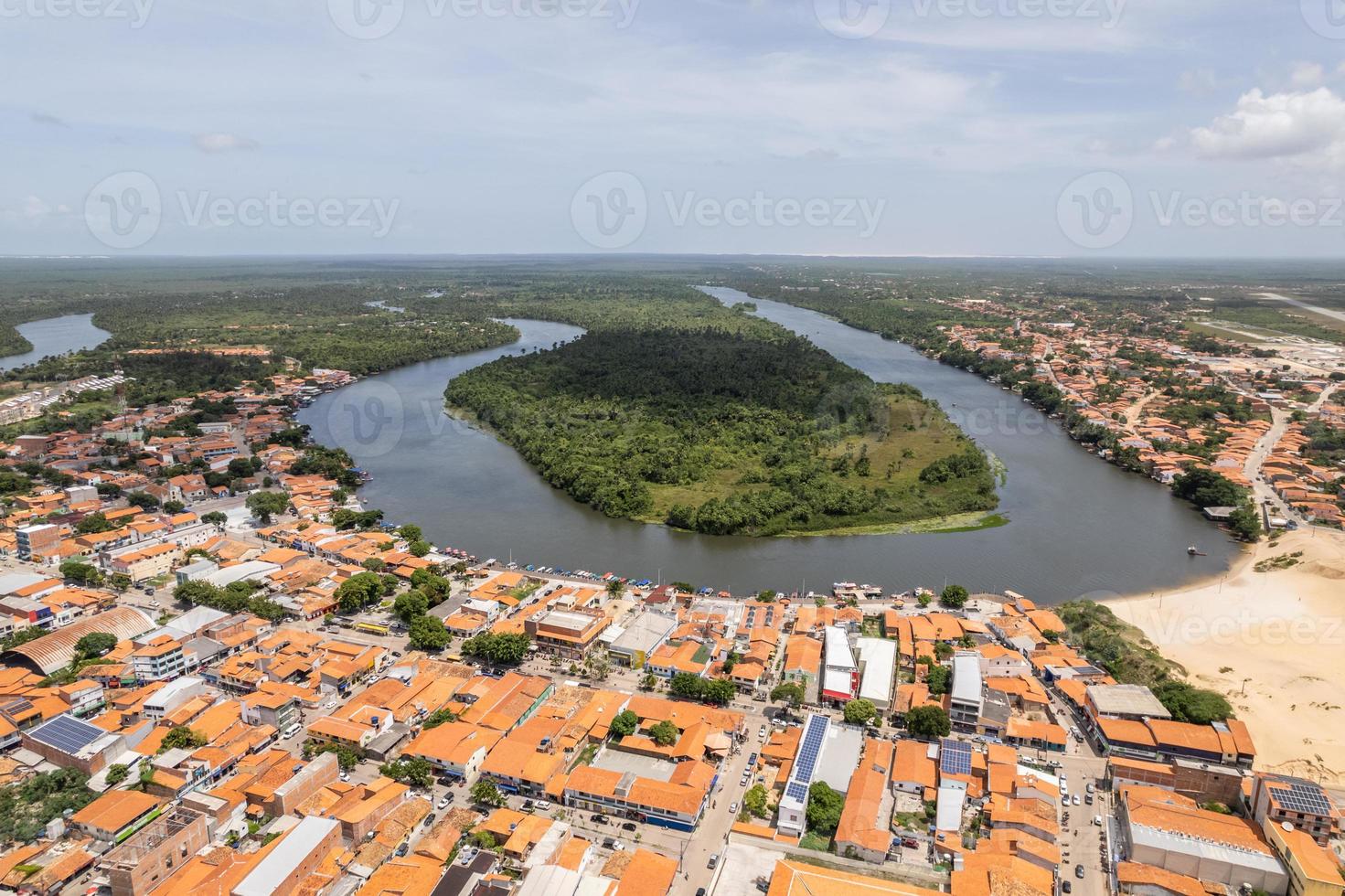 preguica fluss von oben gesehen in der nähe von barreirinhas, lencois maranhenses, maranhao, brasilien. foto