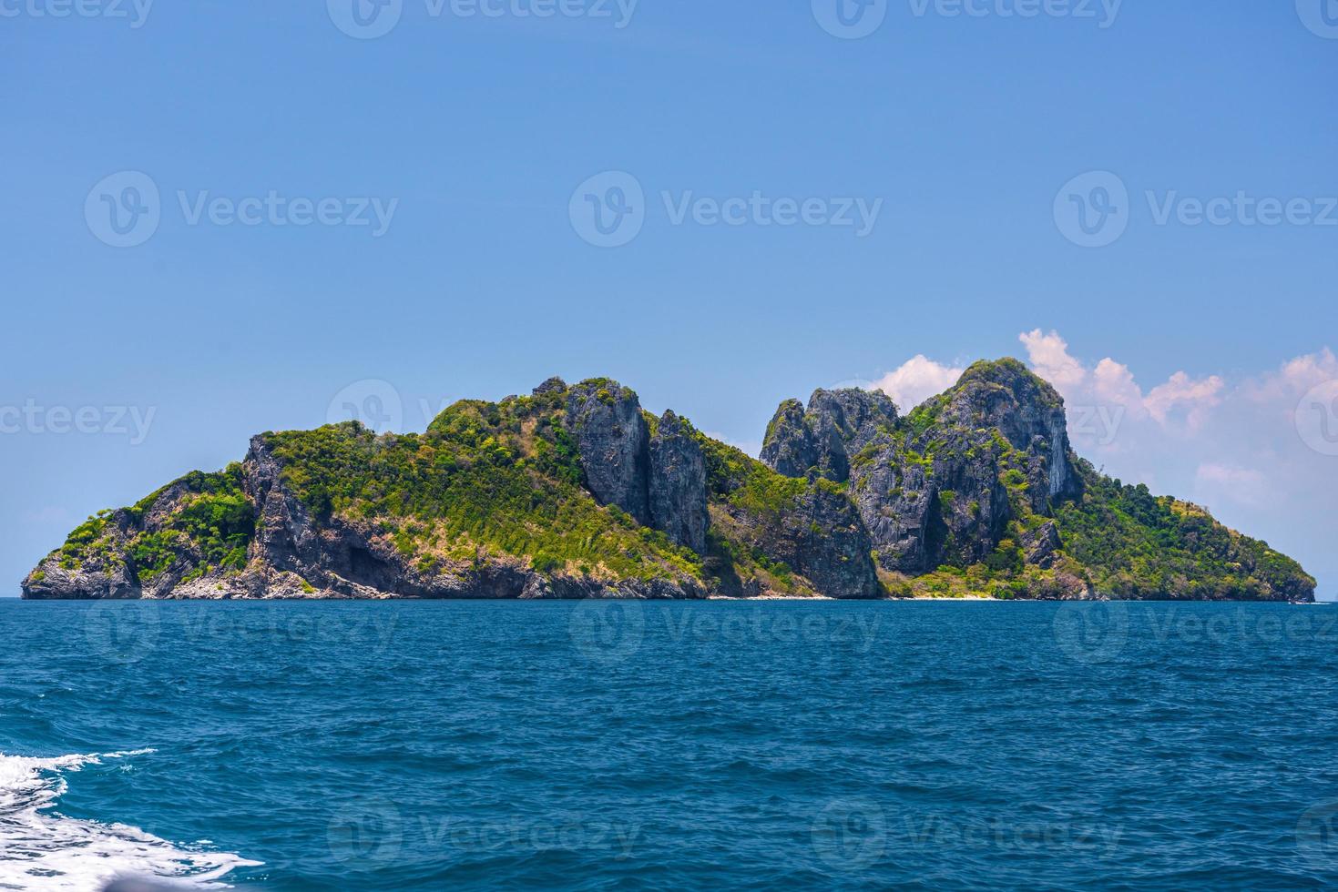 Felsen Klippen im Meer, Insel Ko Yung, Phi Phi, Andamanensee, k foto