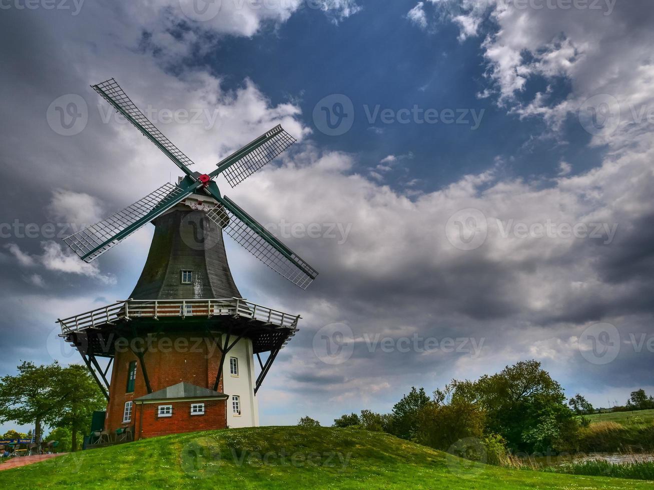 Der Hafen von Greetsiel in Deutschland foto