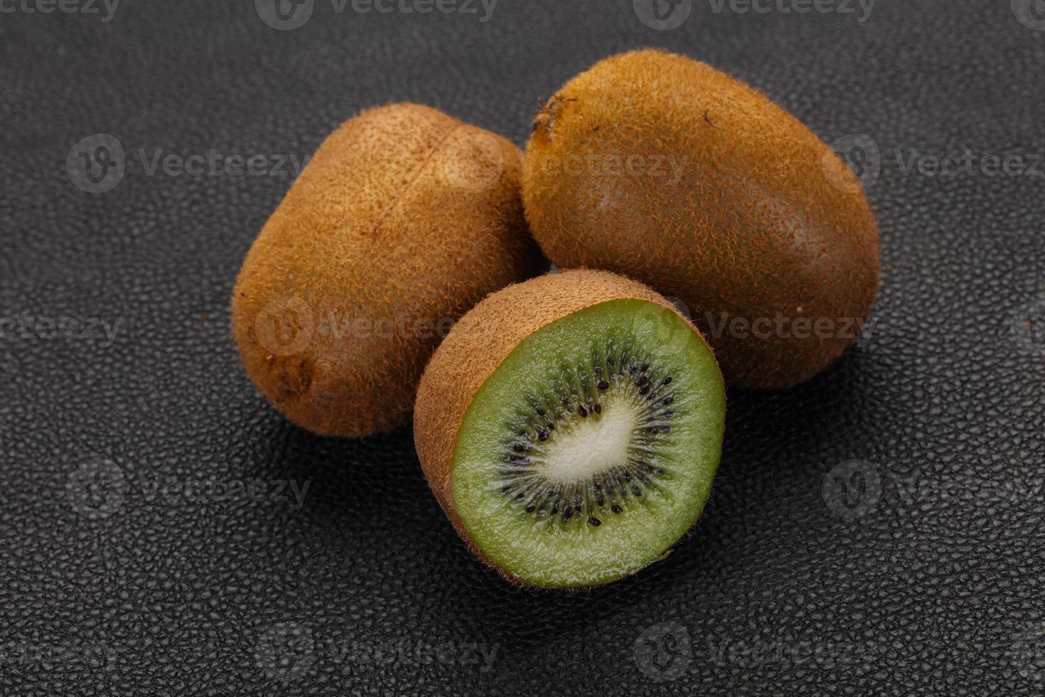 frische reife Kiwi foto