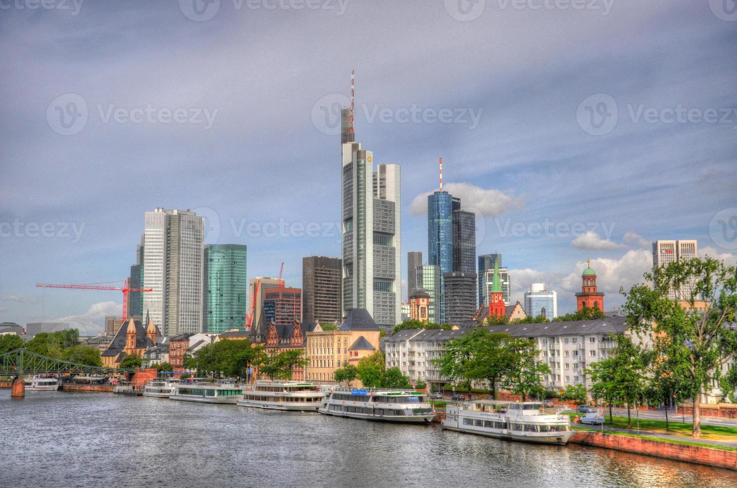 Wolkenkratzer in Frankfurt, Hessen, Deutschland foto