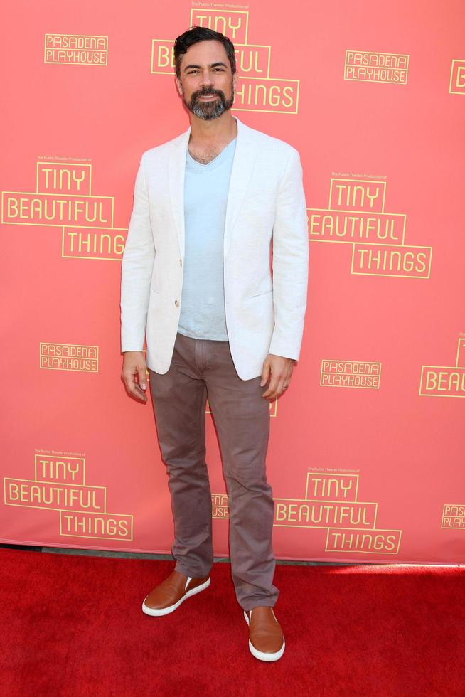 Los Angeles, 14. April - Danny Pino bei der Eröffnungsnacht der Tiny Beautiful Things im Pasadena Playhouse am 14. April 2019 in Pasadena, ca foto