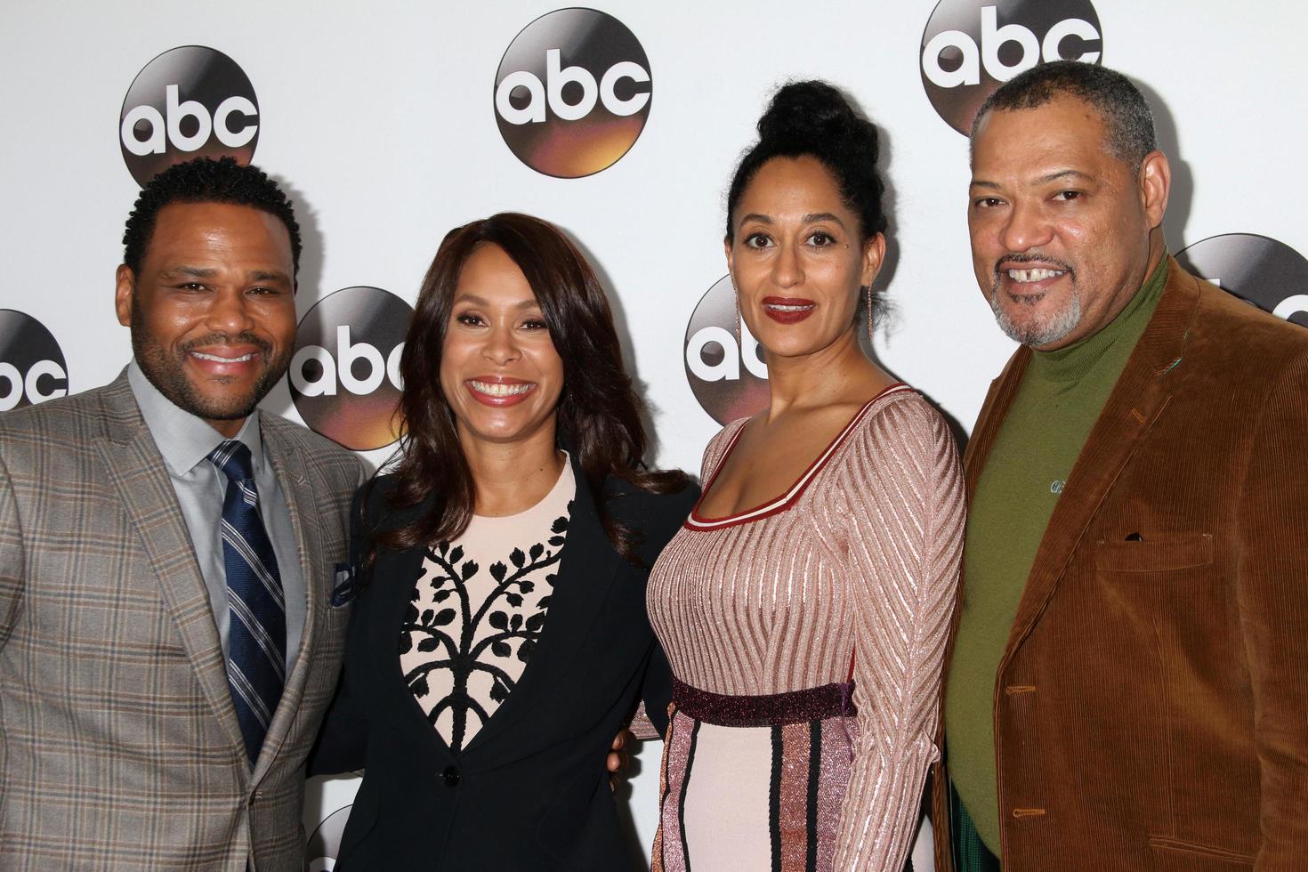 los angeles, 10. jan - anthony anderson, channing dungey, tracee ellis ross, laurence fishburne bei der disney abc tv tca winter 2017 party im langham hotel am 10. januar 2017 in pasadena, ca foto