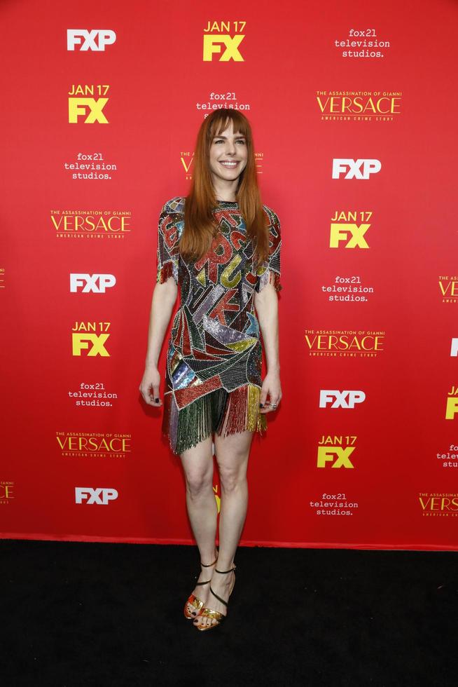 los angeles, 8. jan - eglantina zingg bei der ermordung von gianni versace american crime story premiere screening im arclight theater am 8. januar 2018 in los angeles, ca foto