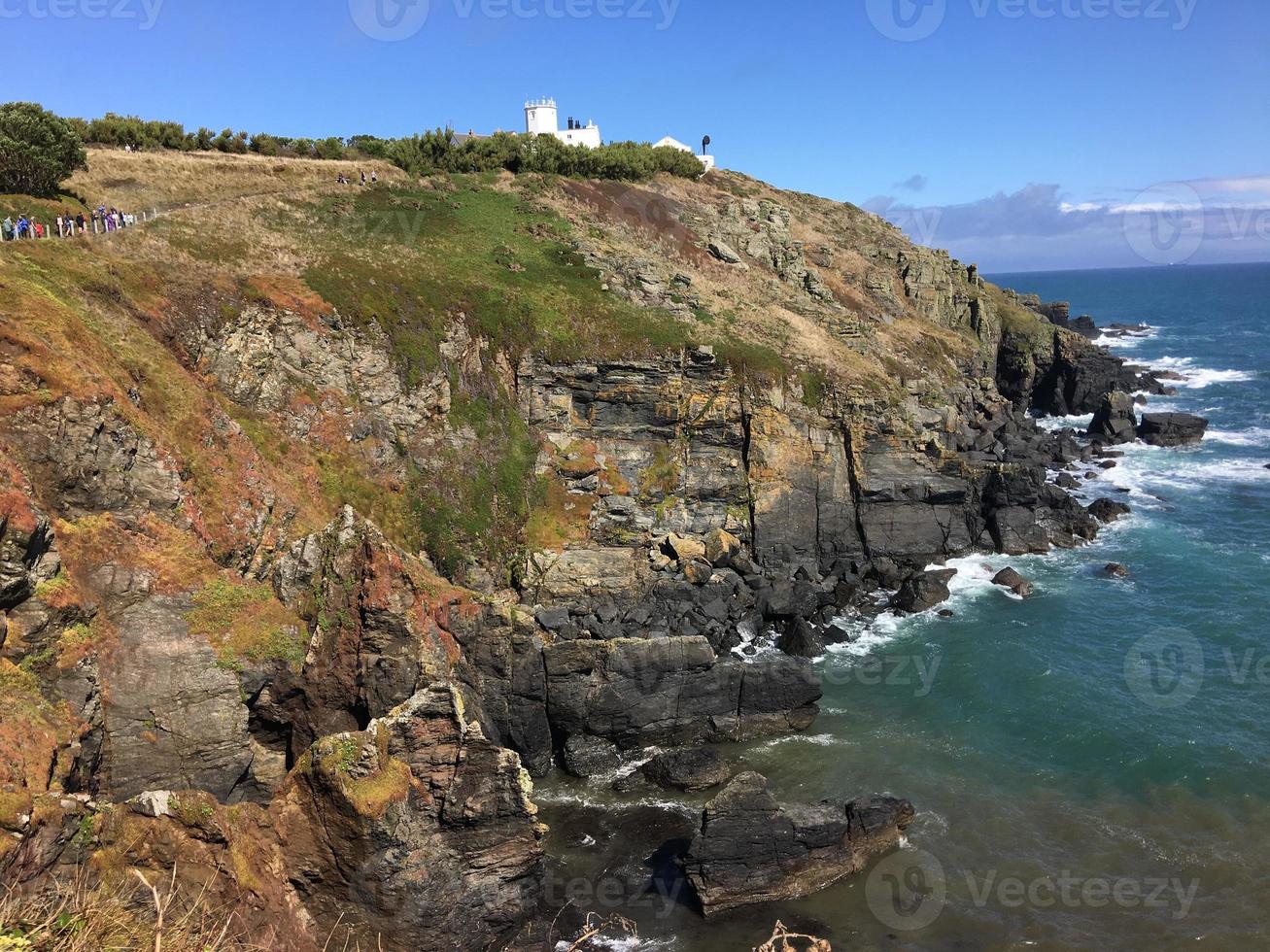 ein blick auf die küste von cornwall am lizard point foto