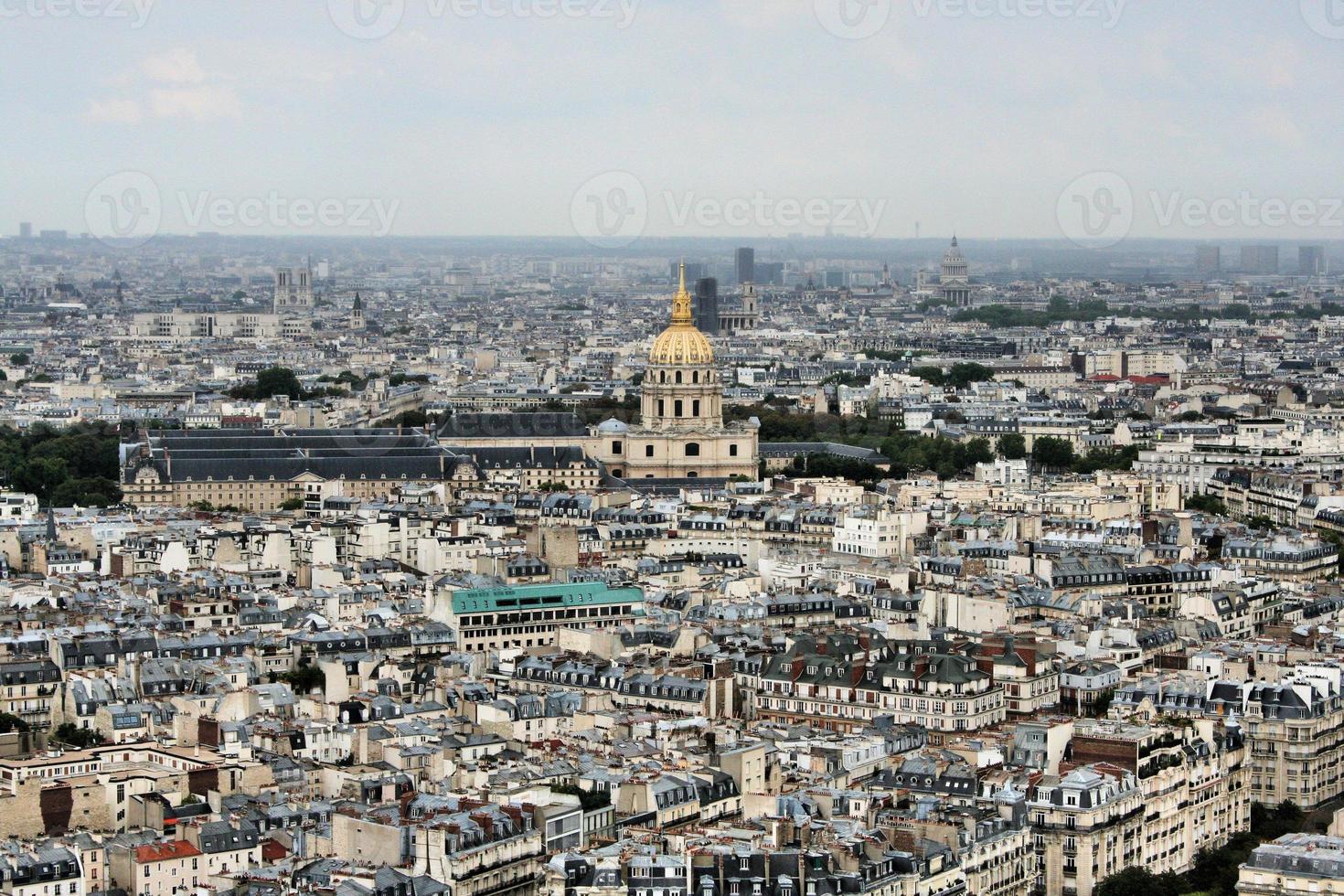 eine luftaufnahme von paris foto