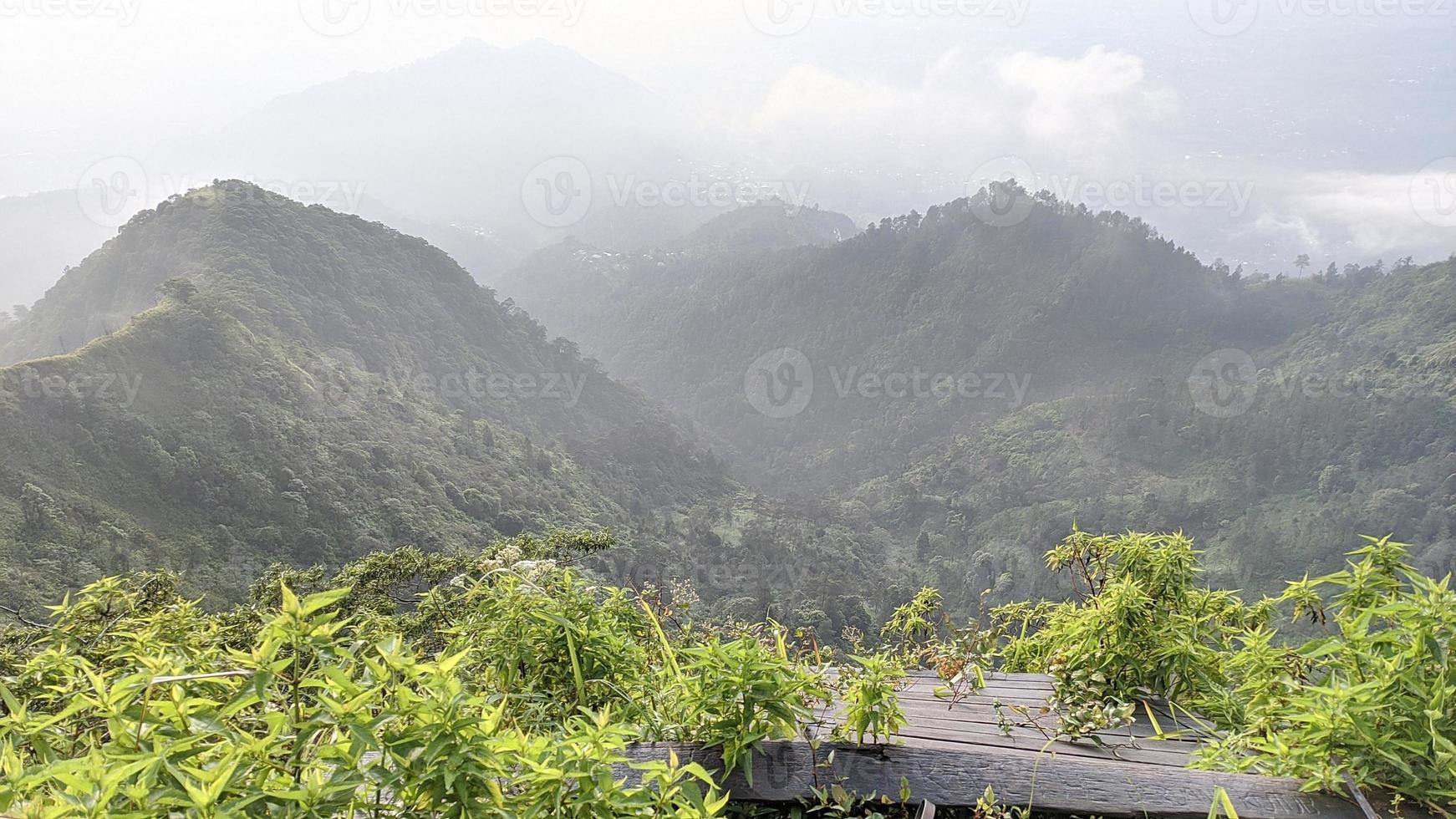 Blick von der Spitze des Berges foto