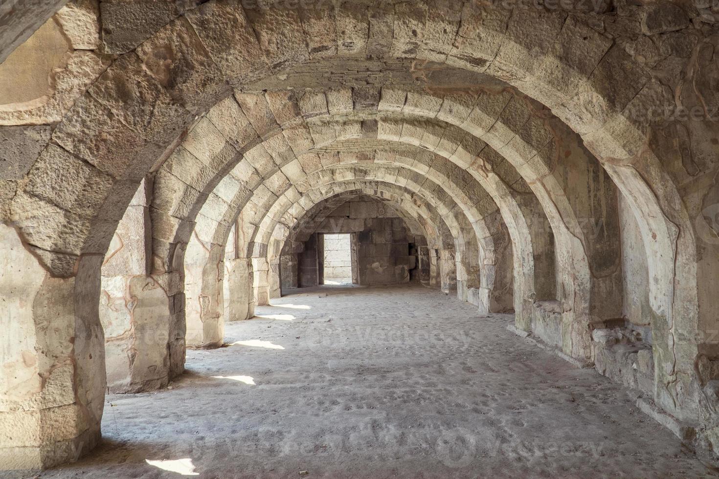 die historische Agora und Säulen foto