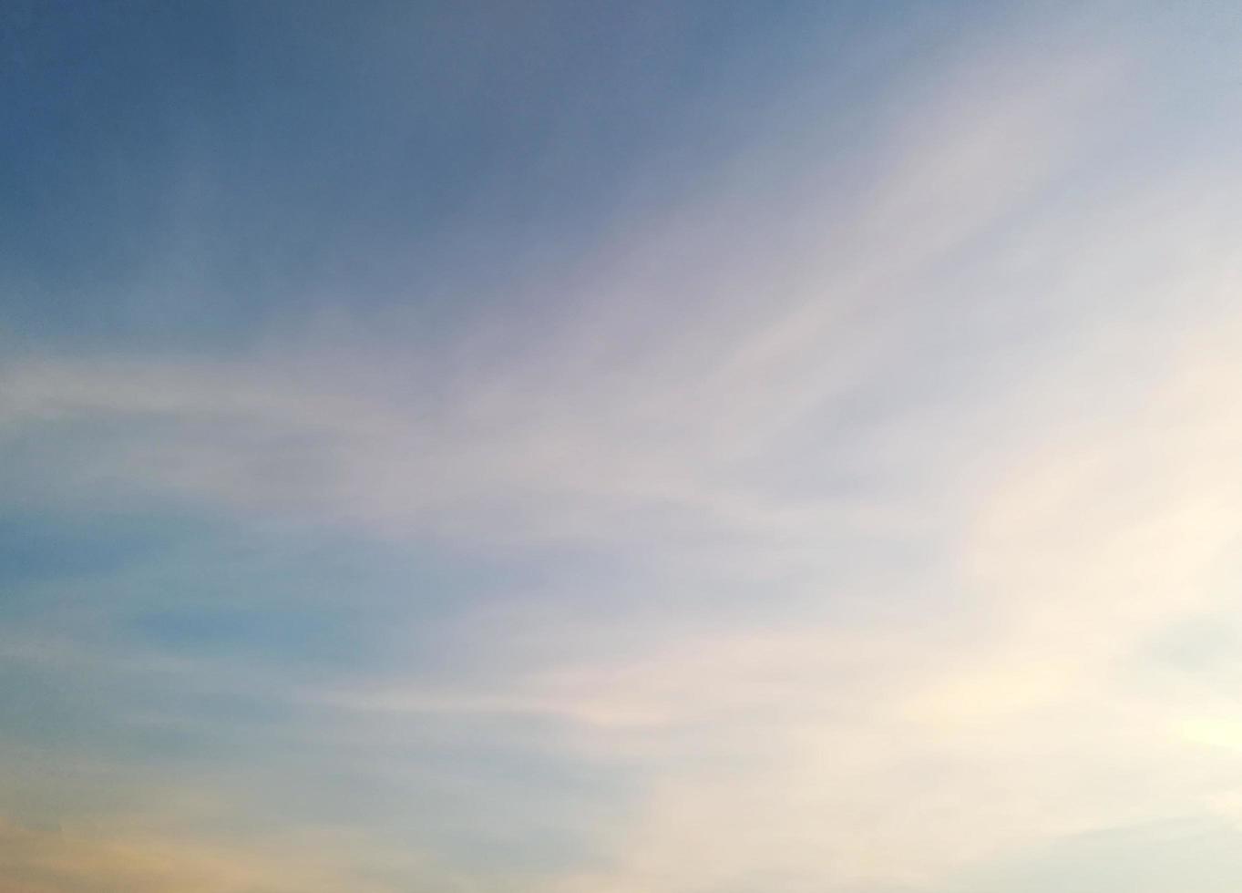 schöner himmel im sommer. foto