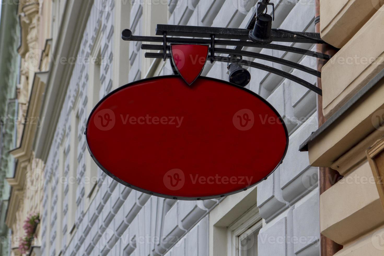 Blick auf das leere Straßenschild foto