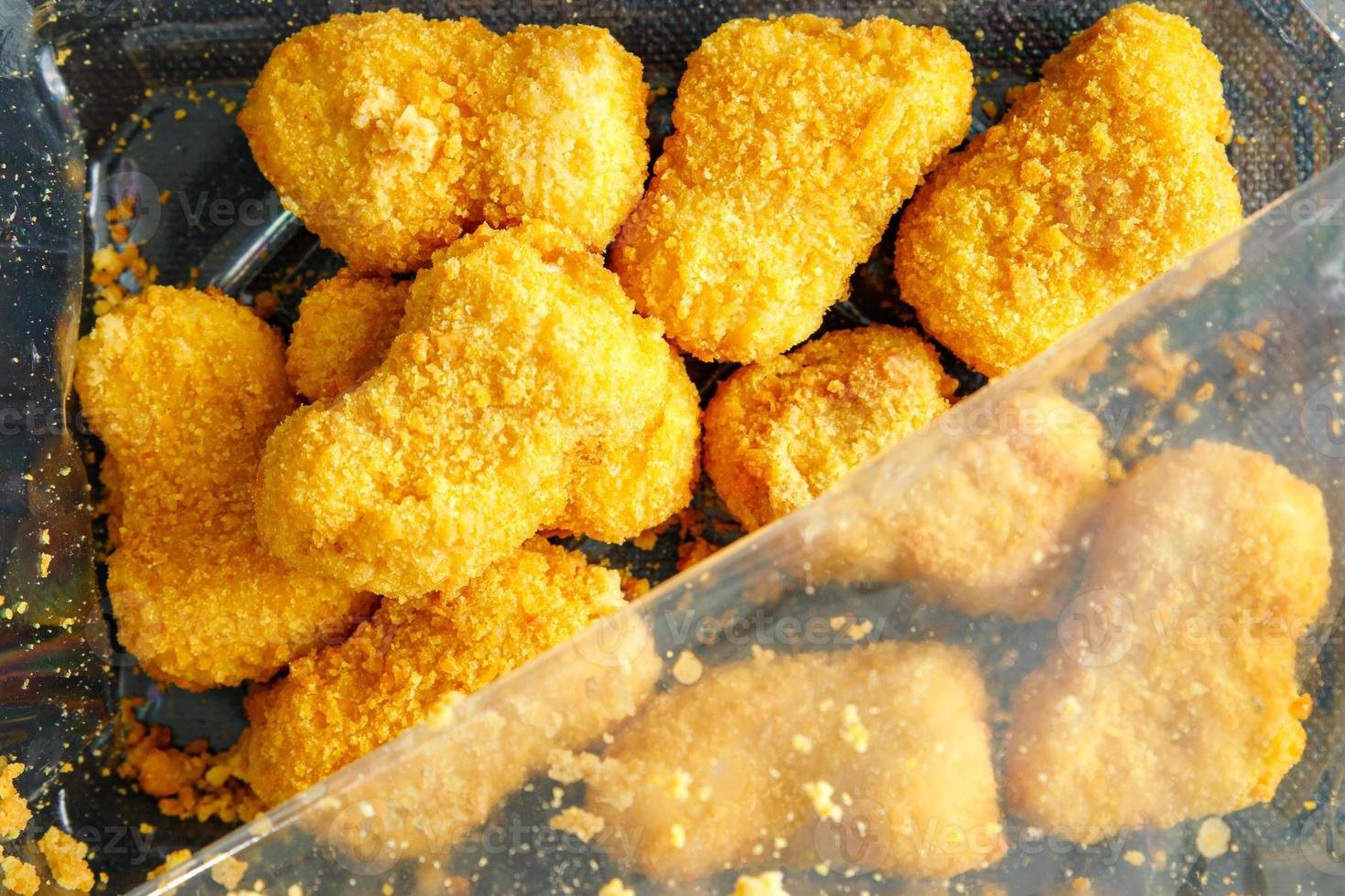 chicken nuggets frittiertes geflügelfleisch frisch gesunde mahlzeit essen snack diät auf dem tisch kopierraum essen foto