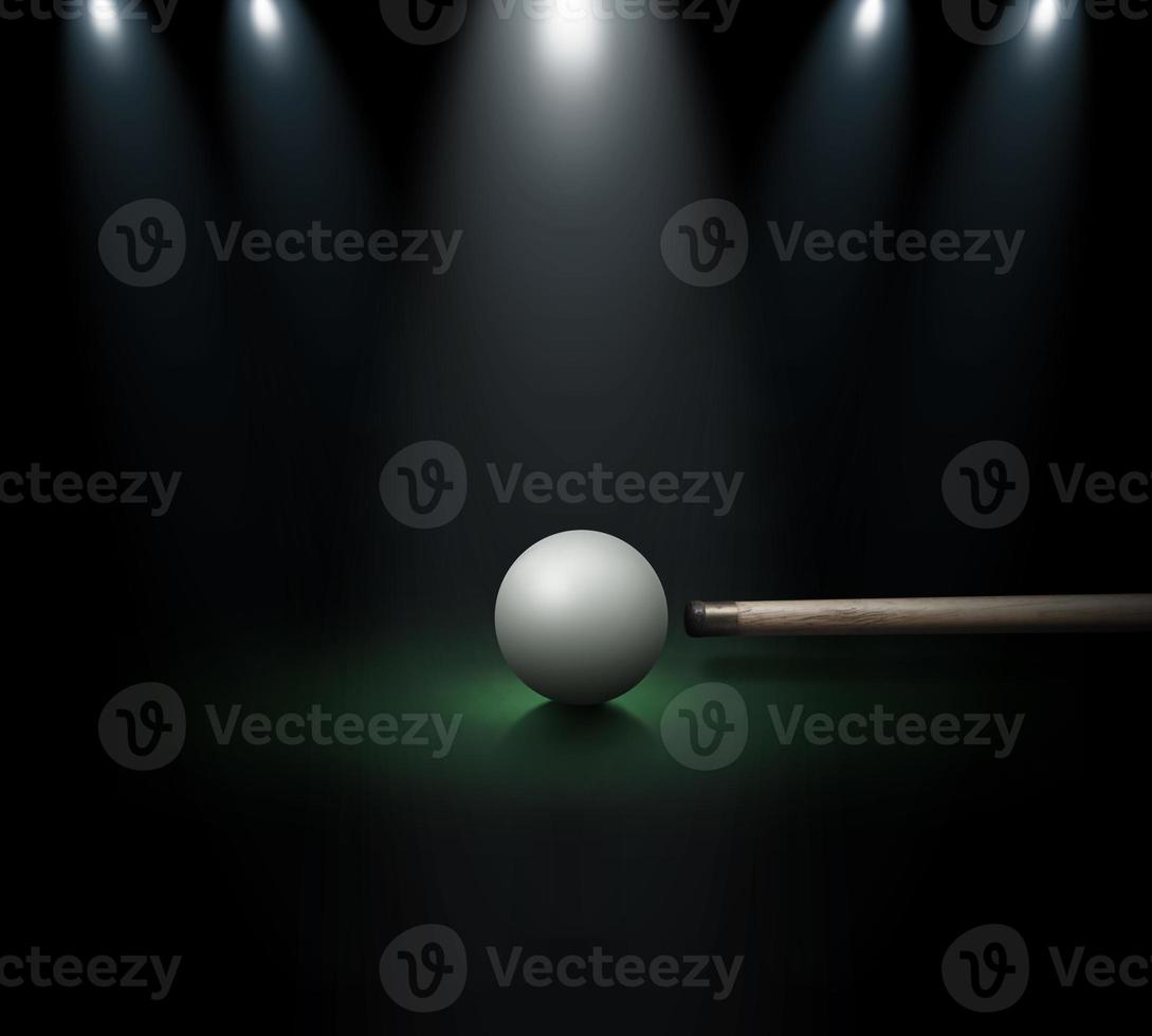 Snooker-Spieler, der einen Ball schlägt, geringe Schärfentiefe auf dunklem Hintergrund. Es gibt einen leuchtenden Spotlin foto