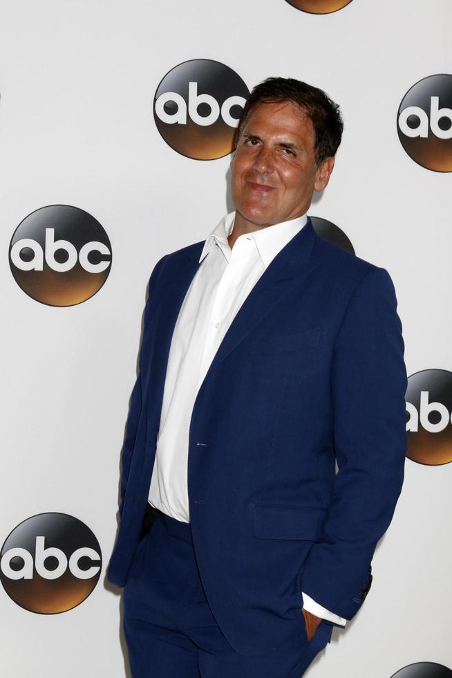 los angeles 6. aug - mark cuban auf der abc tca sommerparty 2017 im beverly hilton hotel am 6. august 2017 in beverly hills, ca foto